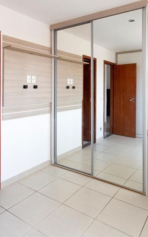 Apartamento à venda com 75m², 2 quartos e 2 vagas Apartamento à venda com 75m², 2 quartos e 2 vagasSuíte