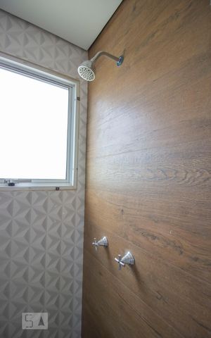 Apartamento à venda com 115m², 2 quartos e 2 vagasChuveiro