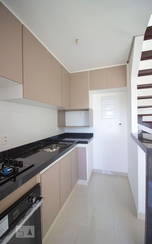 Apartamento à venda com 115m², 2 quartos e 2 vagasCozinha