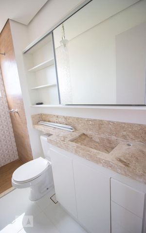 Apartamento à venda com 115m², 2 quartos e 2 vagasBanheiro da Suíte