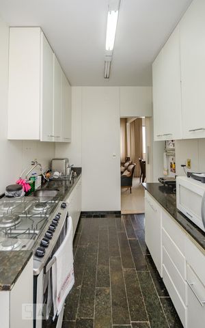 Apartamento à venda com 170m², 4 quartos e 2 vagasCozinha