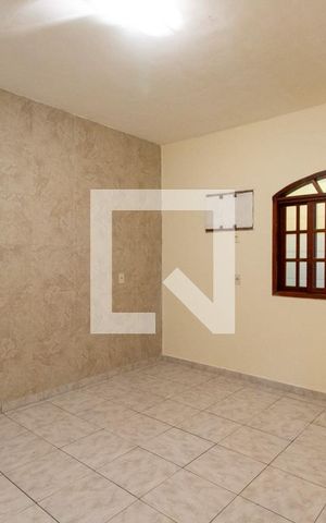 Casa à venda com 242m², 6 quartos e 1 vaga Casa à venda com 242m², 6 quartos e 1 vagaQuarto 3 3º Andar
