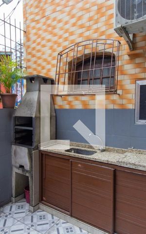 Casa à venda com 242m², 6 quartos e 1 vaga Casa à venda com 242m², 6 quartos e 1 vagaVaranda Sala 1º Andar
