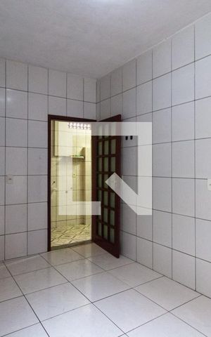 Casa à venda com 242m², 6 quartos e 1 vaga Casa à venda com 242m², 6 quartos e 1 vagaCozinha 3º Andar