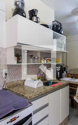 Casa à venda com 242m², 6 quartos e 1 vaga Casa à venda com 242m², 6 quartos e 1 vagaCozinha 2 2º Andar