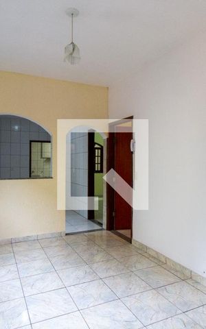 Casa à venda com 242m², 6 quartos e 1 vaga Casa à venda com 242m², 6 quartos e 1 vagaSala 3º Andar