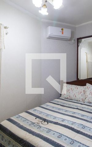 Casa à venda com 242m², 6 quartos e 1 vaga Casa à venda com 242m², 6 quartos e 1 vagaQuarto 1 1º Andar