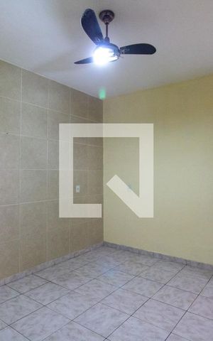 Casa à venda com 242m², 6 quartos e 1 vaga Casa à venda com 242m², 6 quartos e 1 vagaQuarto 4 3º Andar