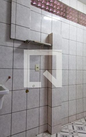 Casa à venda com 242m², 6 quartos e 1 vaga Casa à venda com 242m², 6 quartos e 1 vagaÁrea de Serviço 3º Andar