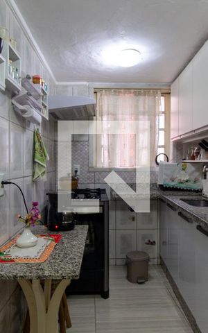Casa à venda com 242m², 6 quartos e 1 vaga Casa à venda com 242m², 6 quartos e 1 vagaCozinha 1º Andar