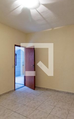 Casa à venda com 242m², 6 quartos e 1 vaga Casa à venda com 242m², 6 quartos e 1 vagaQuarto 3 3º Andar