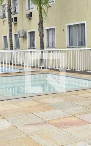 Apartamento para alugar com 48m², 2 quartos e 1 vagaPiscina