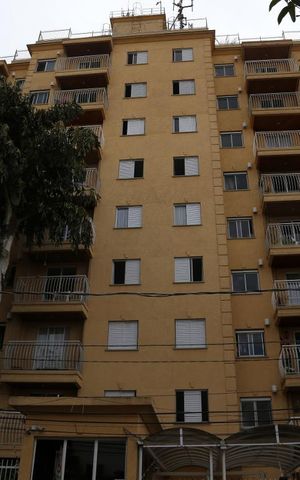 Apartamento para alugar com 57m², 2 quartos e 1 vagaFachada 