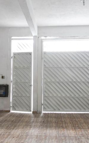 Casa para alugar com 92m², 3 quartos e 1 vagaGaragem