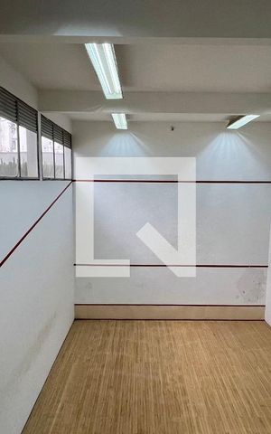 Apartamento para alugar com 40m², 1 quarto e 1 vaga Apartamento para alugar com 40m², 1 quarto e 1 vagaSquash