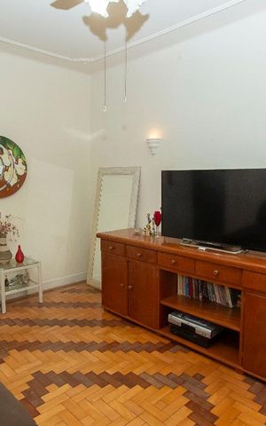 Apartamento à venda com 84m², 3 quartos e sem vaga Apartamento à venda com 84m², 3 quartos e sem vagaSala