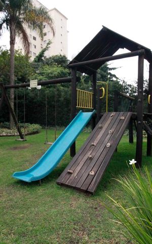 Apartamento à venda com 206m², 4 quartos e 4 vagasÁrea Comum - Playground