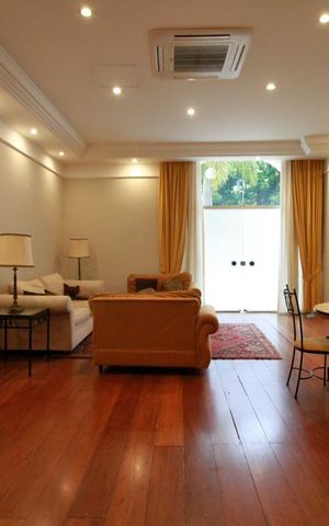 Apartamento à venda com 206m², 4 quartos e 4 vagasÁrea comum - Salão de festas