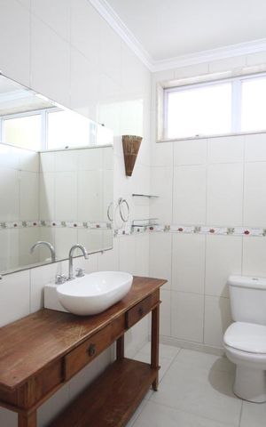 Casa à venda com 360m², 3 quartos e 5 vagasSuíte 1