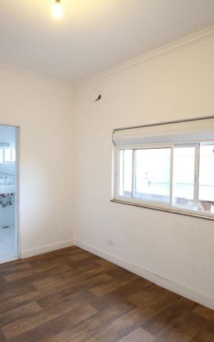 Casa à venda com 360m², 3 quartos e 5 vagasSuíte 2