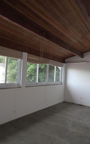 Casa à venda com 360m², 3 quartos e 5 vagasSalão