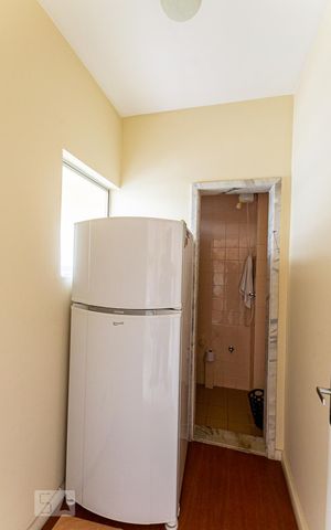Apartamento à venda com 434m², 5 quartos e 3 vagas Apartamento à venda com 434m², 5 quartos e 3 vagasÁrea de Serviço
