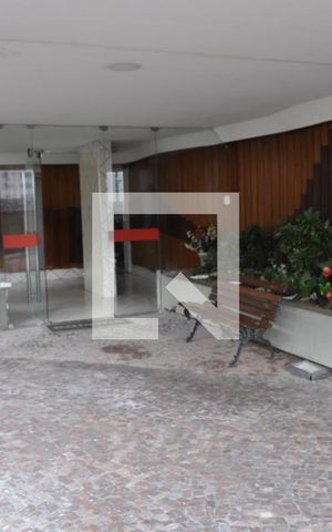 Apartamento à venda com 194m², 3 quartos e 1 vagaÁrea comum