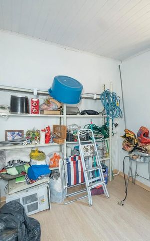 Casa à venda com 200m², 3 quartos e 2 vagasQuarto 3