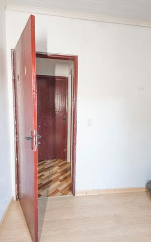 Casa à venda com 200m², 3 quartos e 2 vagasQuarto 3
