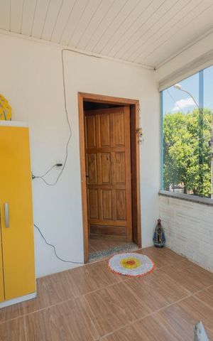 Casa à venda com 200m², 3 quartos e 2 vagasVaranda e Área de Serviço