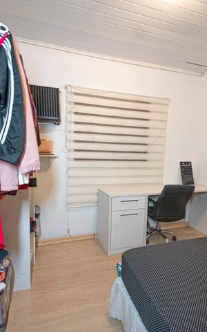 Casa à venda com 200m², 3 quartos e 2 vagasQuarto 1