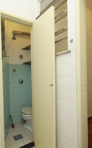Apartamento à venda com 51m², 2 quartos e sem vagaÁrea de Serviço e Banheiro de Serviço