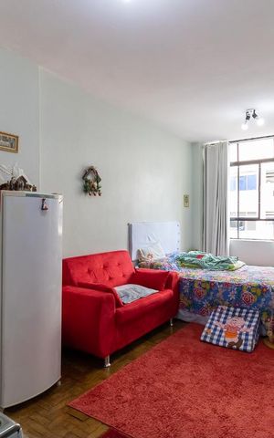 Studio à venda com 28m², 1 quarto e sem vaga Studio à venda com 28m², 1 quarto e sem vagaSala