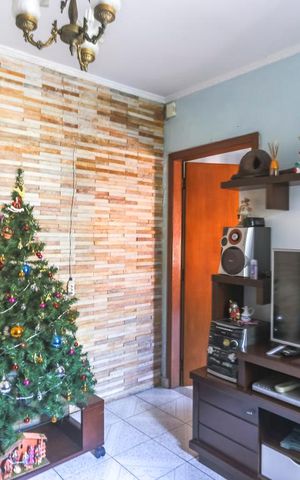 Casa à venda com 300m², 6 quartos e 4 vagasSala de estar - casa 01