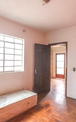 Casa à venda com 300m², 6 quartos e 4 vagasSala de estar - casa 02