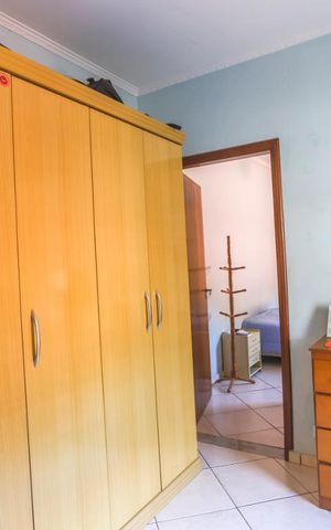 Casa à venda com 300m², 6 quartos e 4 vagasQuarto - casa 01