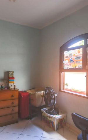 Casa à venda com 300m², 6 quartos e 4 vagasQuarto - casa 01
