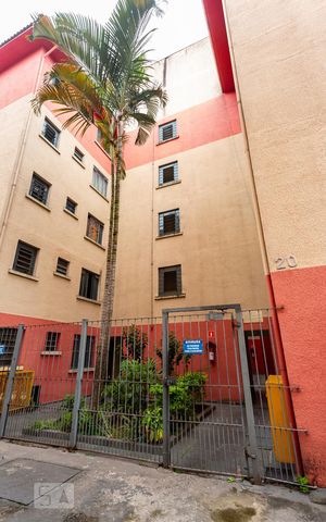 Apartamento à venda com 50m², 2 quartos e 1 vaga Apartamento à venda com 50m², 2 quartos e 1 vagaFachada