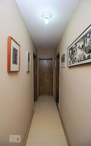 Apartamento para alugar com 76m², 2 quartos e sem vaga Apartamento para alugar com 76m², 2 quartos e sem vagaCorredor