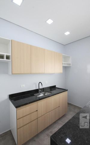 Apartamento para alugar com 65m², 2 quartos e 1 vagaCozinha