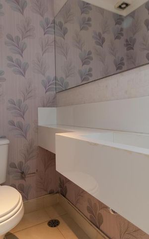 Apartamento à venda com 131m², 3 quartos e 2 vagas Apartamento à venda com 131m², 3 quartos e 2 vagasLavabo