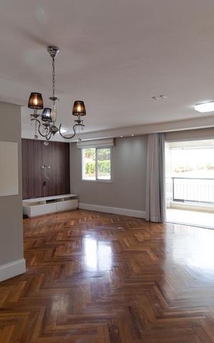 Apartamento à venda com 131m², 3 quartos e 2 vagas Apartamento à venda com 131m², 3 quartos e 2 vagasSalas