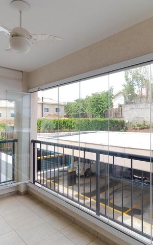 Apartamento à venda com 131m², 3 quartos e 2 vagas Apartamento à venda com 131m², 3 quartos e 2 vagasSacada com Churrasqueira