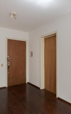 Apartamento à venda com 45m², 1 quarto e 1 vaga Apartamento à venda com 45m², 1 quarto e 1 vagaSala