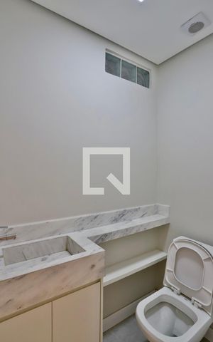 Casa à venda com 132m², 2 quartos e 2 vagasLavabo