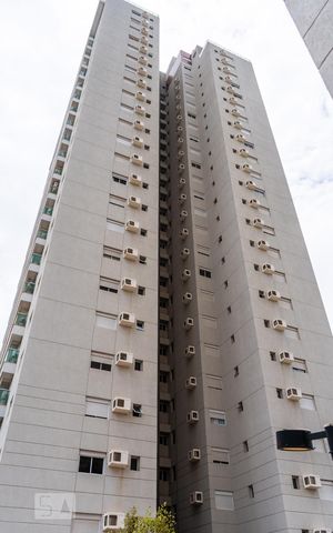 Apartamento para alugar com 167m², 3 quartos e 2 vagasÁrea comum