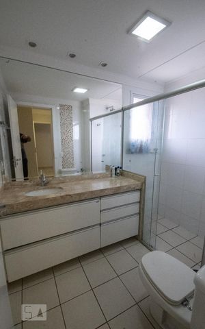 Apartamento para alugar com 167m², 3 quartos e 2 vagasBanheiro Quarto 2B