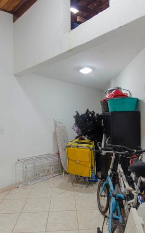 Casa para alugar com 550m², 6 quartos e 8 vagas Casa para alugar com 550m², 6 quartos e 8 vagasQuarto de Serviço