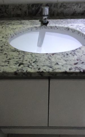 Apartamento à venda com 54m², 2 quartos e 1 vaga Apartamento à venda com 54m², 2 quartos e 1 vagaBanheiro da Suíte