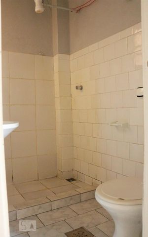 Apartamento para alugar com 57m², 2 quartos e sem vagaBanheiro